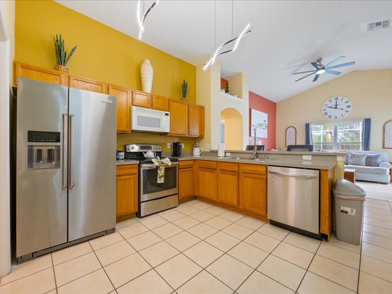 205 Elderberry Drive Davenport Florida 33897 - Image 4