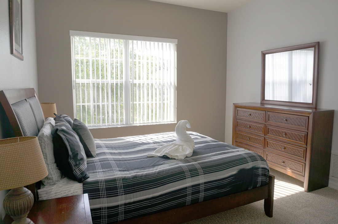 Sunshine Stay Near Disney 2BR Walk to Pool - Image 7