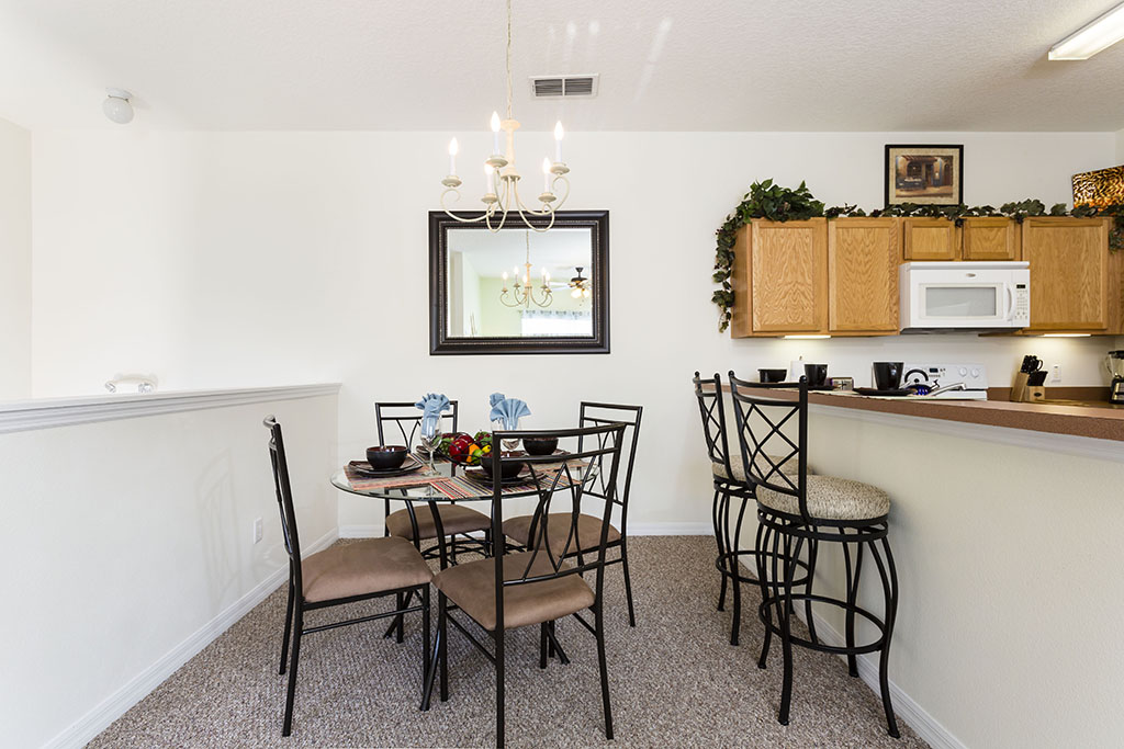 Cozy Disney Getaway 2BR 5 Mins to Parks - Image 4