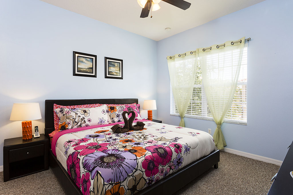 Cozy Disney Getaway 2BR 5 Mins to Parks - Image 10