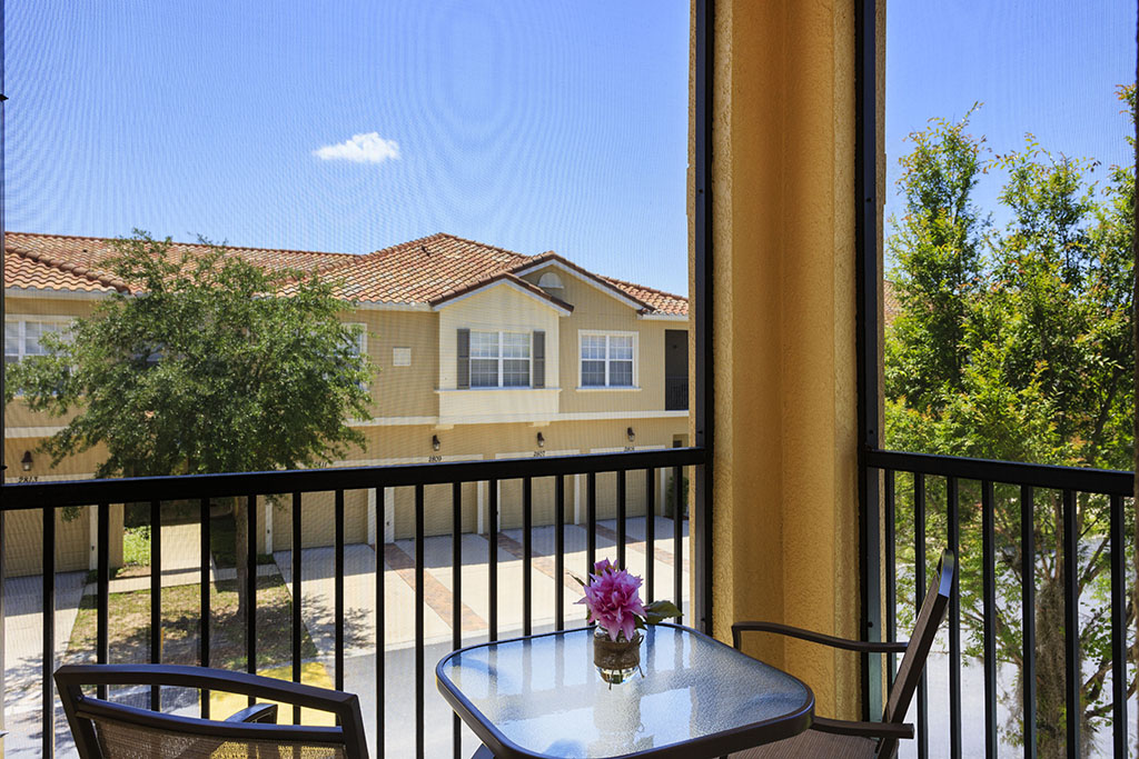 Cozy Disney Getaway 2BR 5 Mins to Parks - Image 11