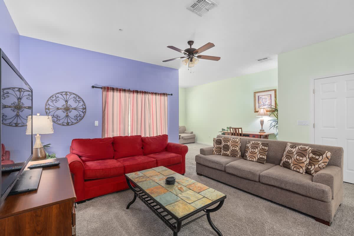 3BR Home 1.5 mi to Disney | Lagoon Pool, Spa & Gym - Image 10