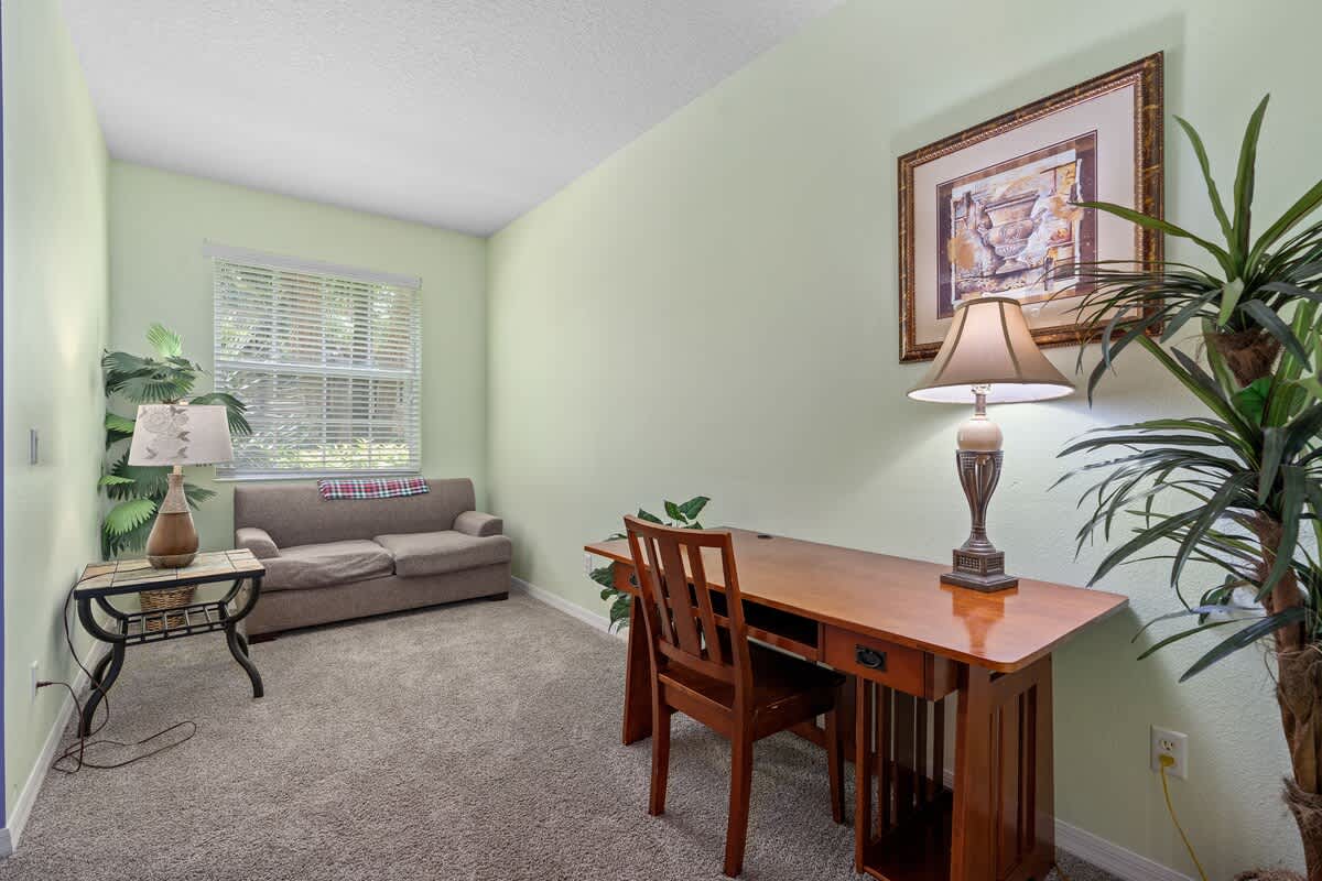 3BR Home 1.5 mi to Disney | Lagoon Pool, Spa & Gym - Image 15