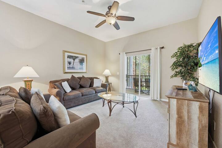 Cozy Poolside Retreat Gated Resort 2BR/2BA - Image 2