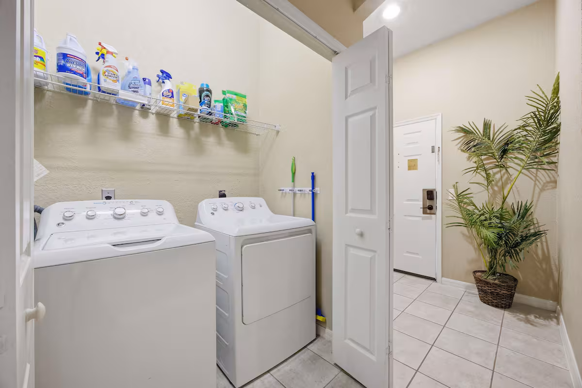Cozy Poolside Retreat Gated Resort 2BR/2BA - Image 21