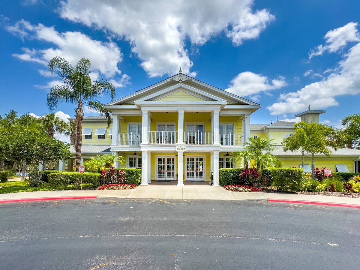 Cozy Poolside Retreat Gated Resort 2BR/2BA - Image 26