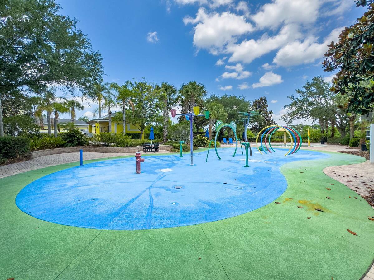 Cozy Poolside Retreat Gated Resort 2BR/2BA - Image 34