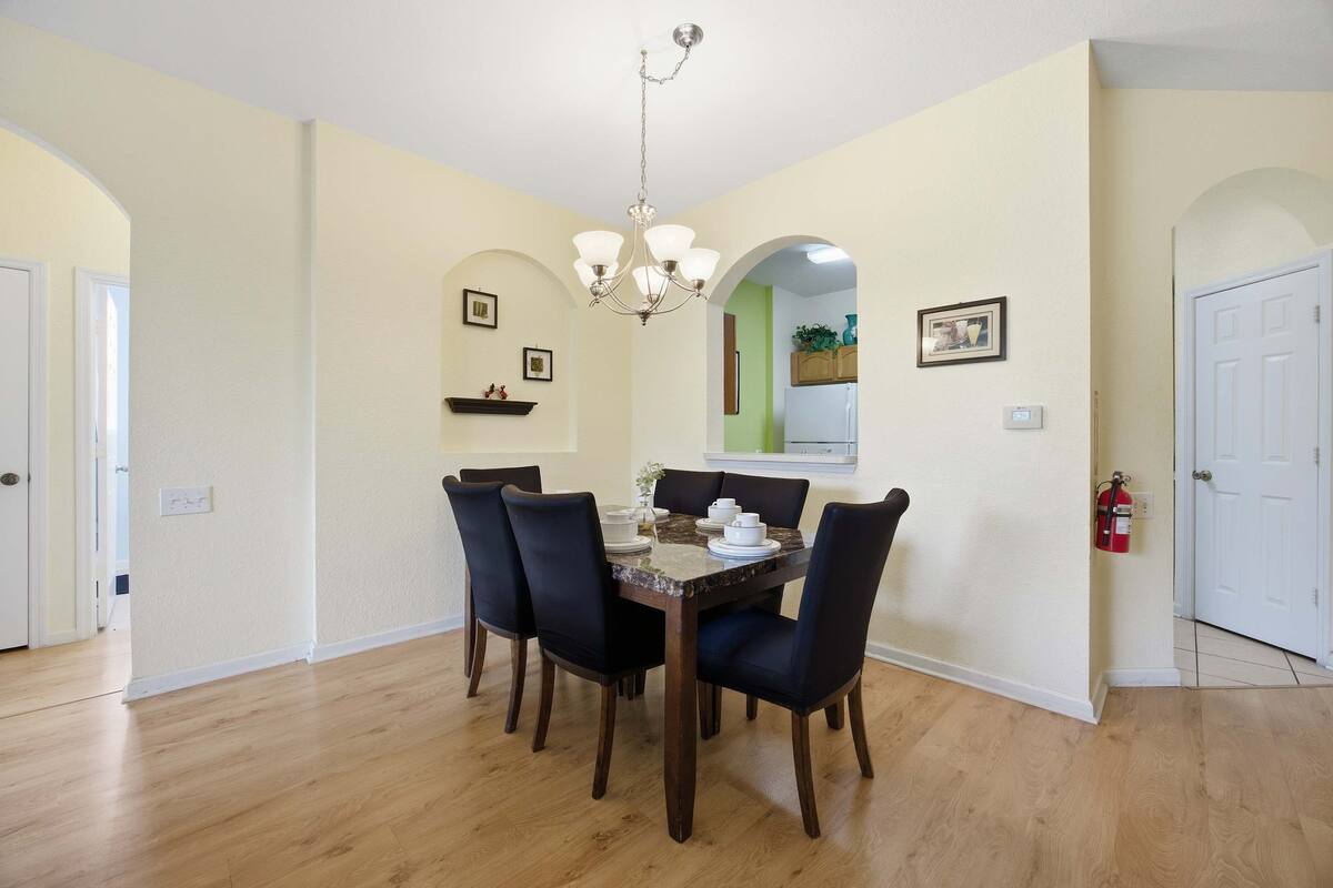 Almaton Magic Retreat | 3BR Condo | 5 Min to Disney - Image 21