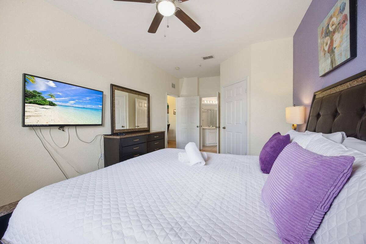 Almaton Magic Retreat | 3BR Condo | 5 Min to Disney - Image 24