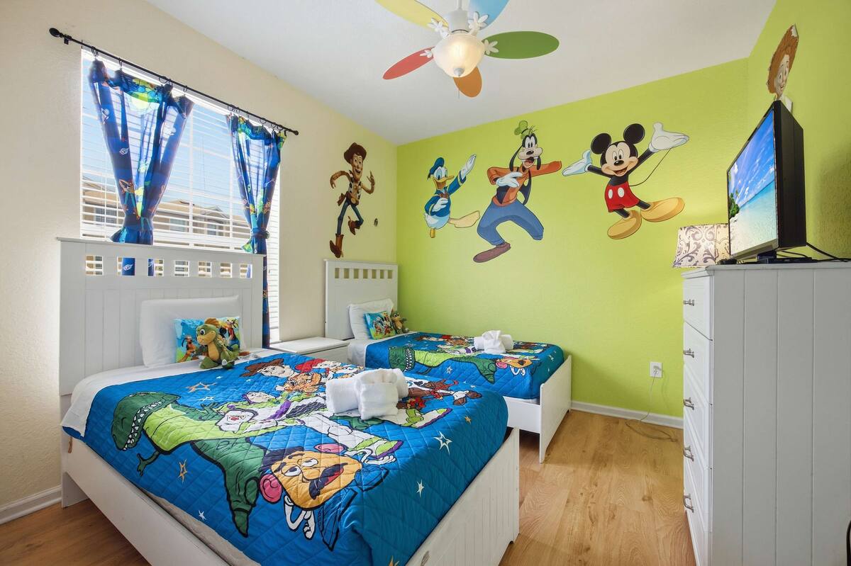 Almaton Magic Retreat | 3BR Condo | 5 Min to Disney - Image 28