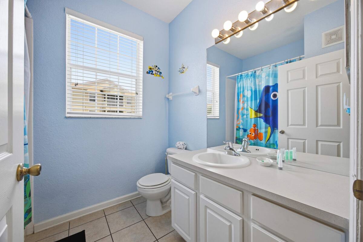 Almaton Magic Retreat | 3BR Condo | 5 Min to Disney - Image 29