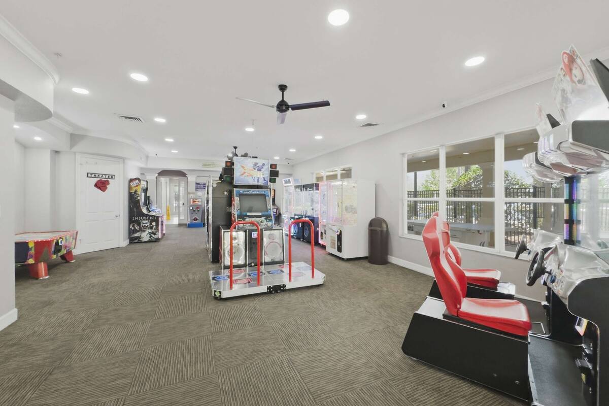 Almaton Magic Retreat | 3BR Condo | 5 Min to Disney - Image 47