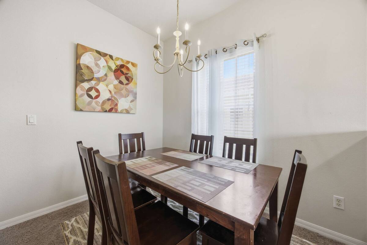 Oakwater Magic Stay Luxury 3BR Retreat - Image 14