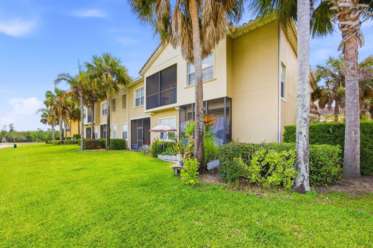 Oakwater Magic Stay Luxury 3BR Retreat - Image 29