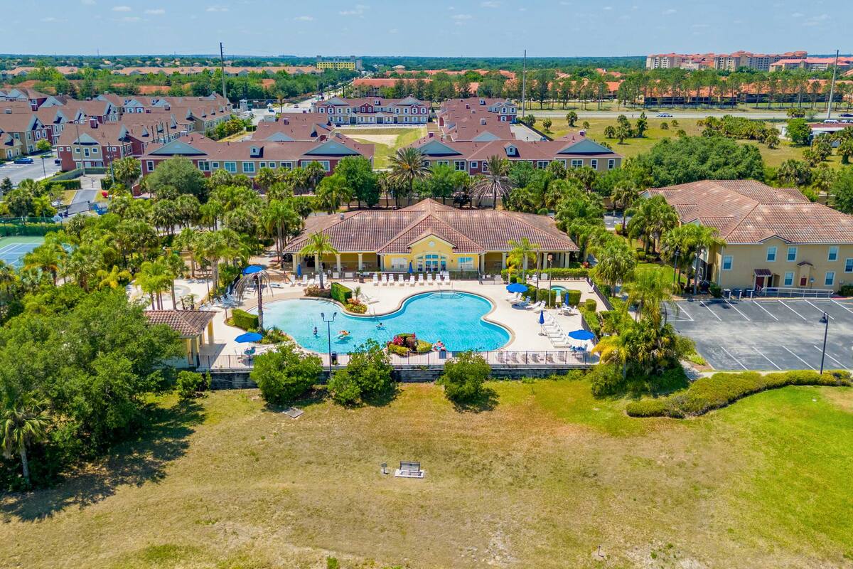 Oakwater Magic Stay Luxury 3BR Retreat - Image 34