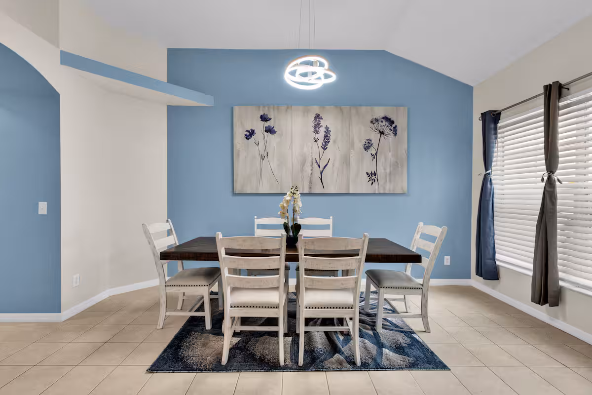 Gorgeous Family Home w/ Game Room - Image 12