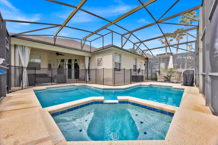 Family Luxury Sunset Oasis - Pool Heating - Image 3