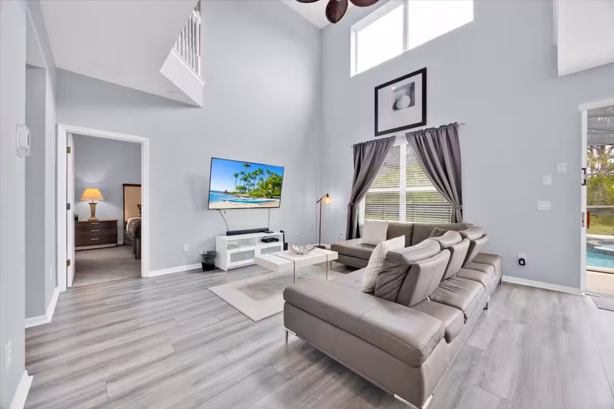 6 Bedroom / 4.5 Bath – Majestic - Image 32