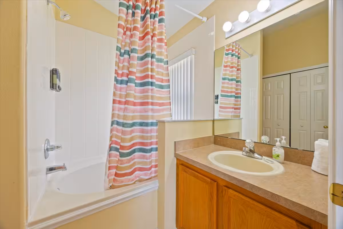 4Bed3bath - Mario kingdom Getaway - Image 12