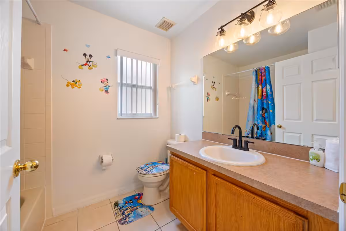 4Bed3bath - Mario kingdom Getaway - Image 13